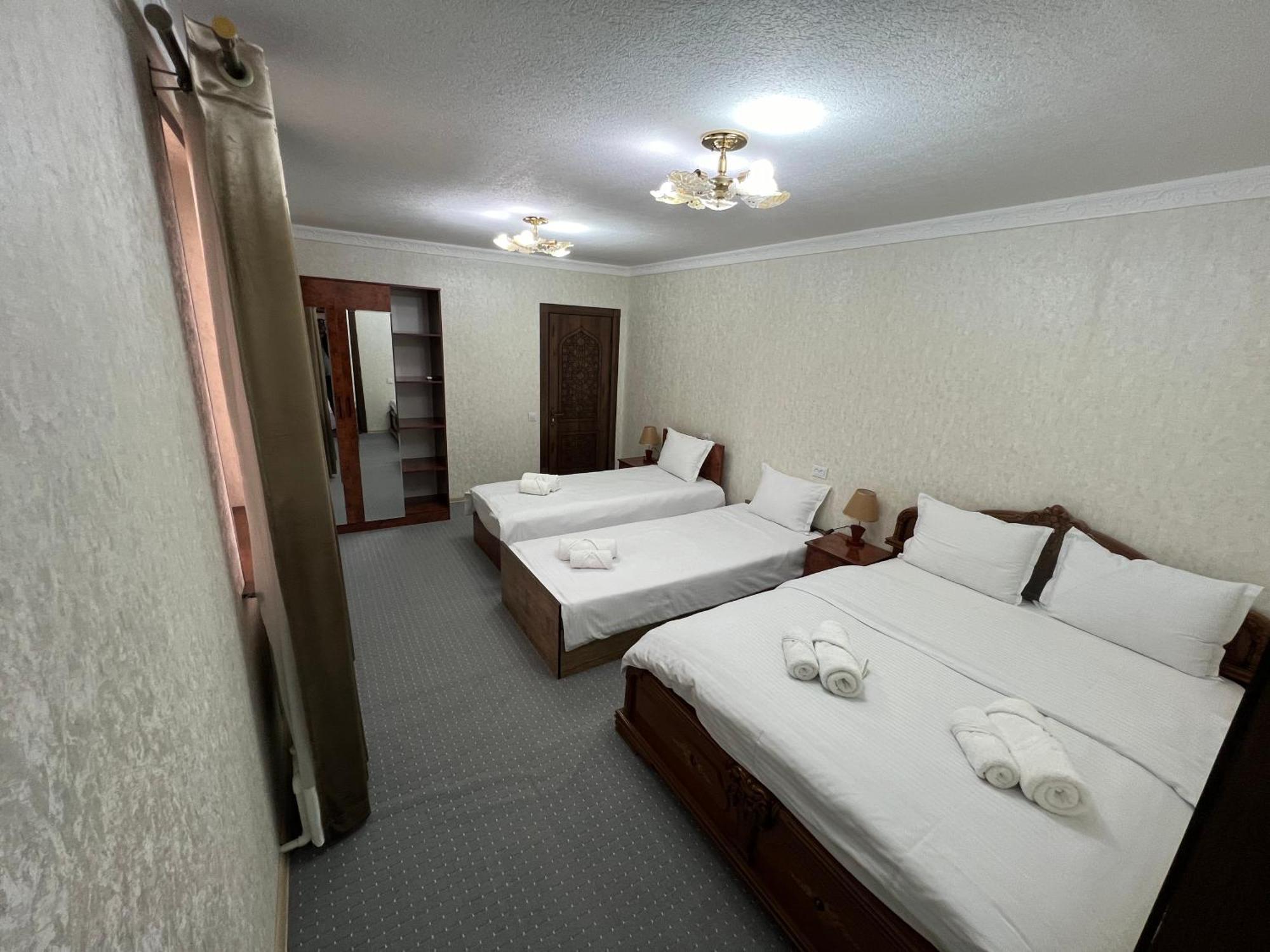 Everland Guest House Bukhara Exterior photo